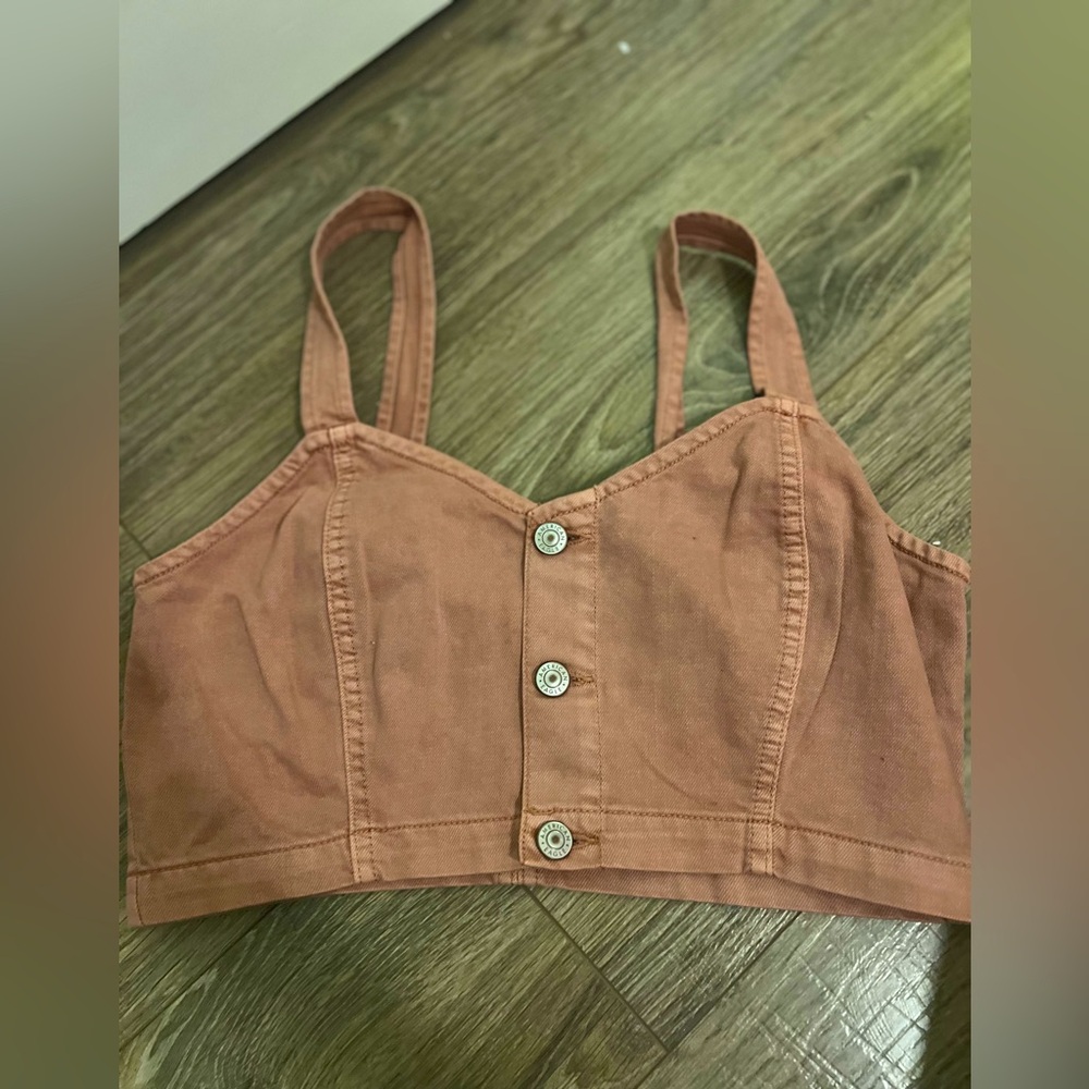 American Eagle crop